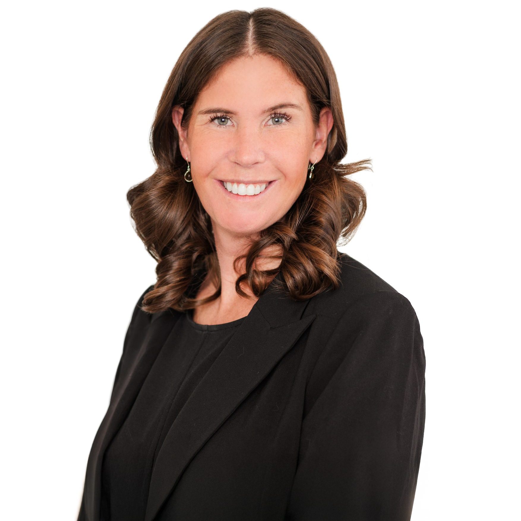 Natalie Headshot full resolution(2033585.1)